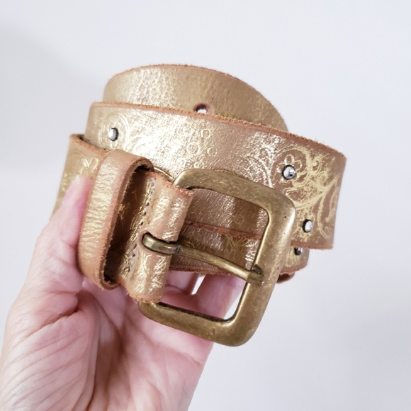 Vintage Express Gold Leather Belt - Picture 2 of 14